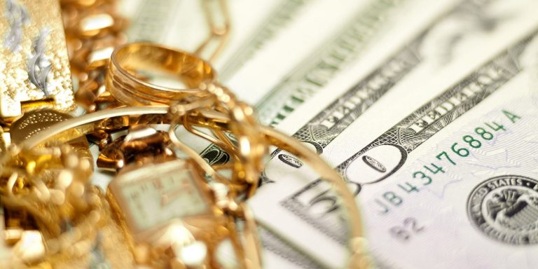 When should you buy or sell your gold?